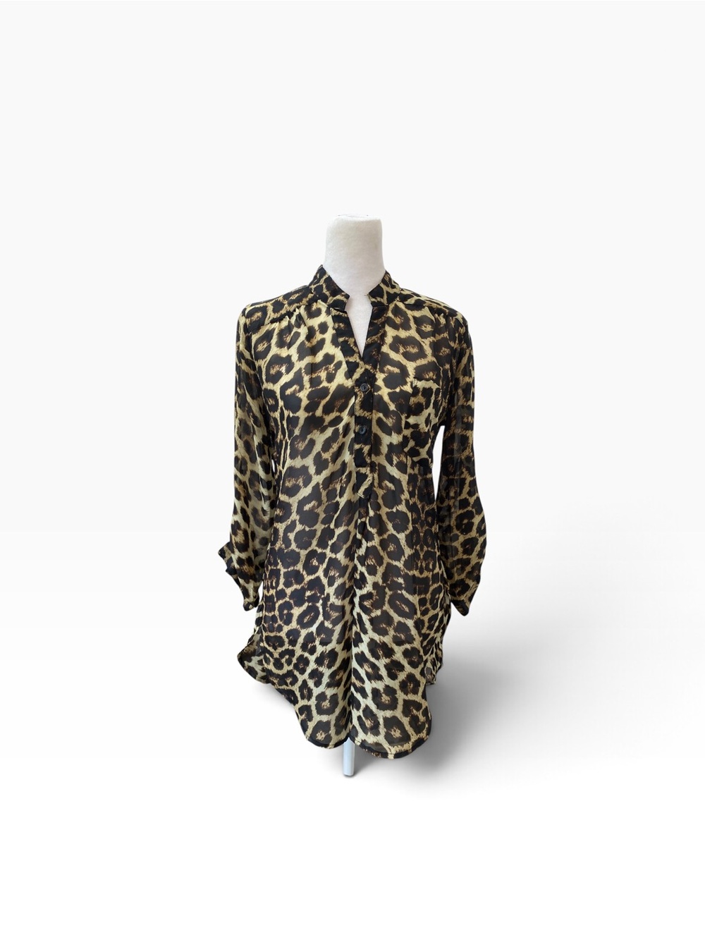 Justify Women's size Medium Leopard Print Lightweight Tunic Blouse - Black, Tan